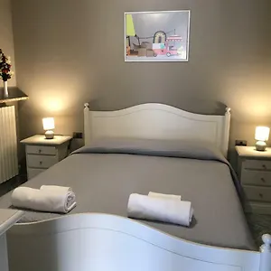 https://peschiera-downtown-castelletto.hotelinveneto.com