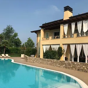 https://le-corti-caterina-garden.it-lombardy.com