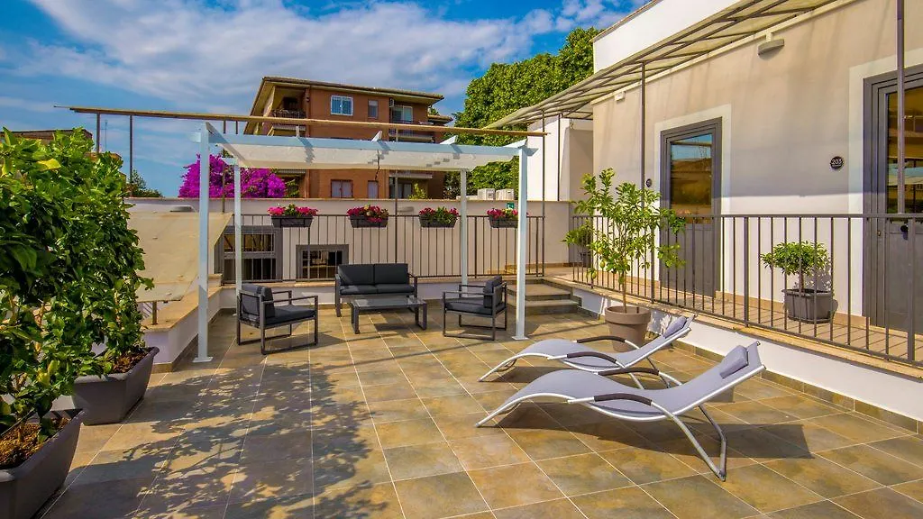 Urban Garden Hotel Rome 3*,