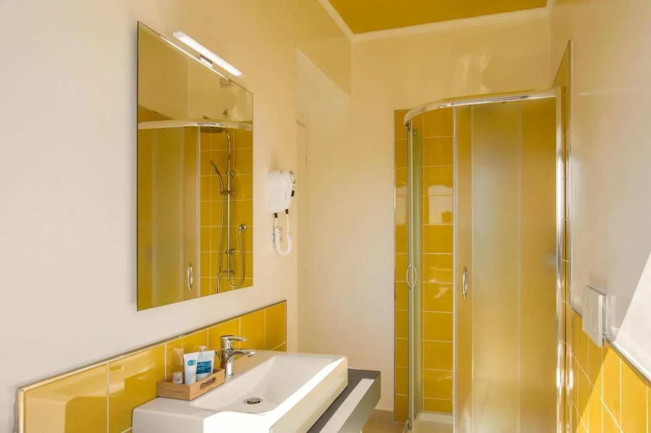 ***  Urban Garden Hotel Rome Italy